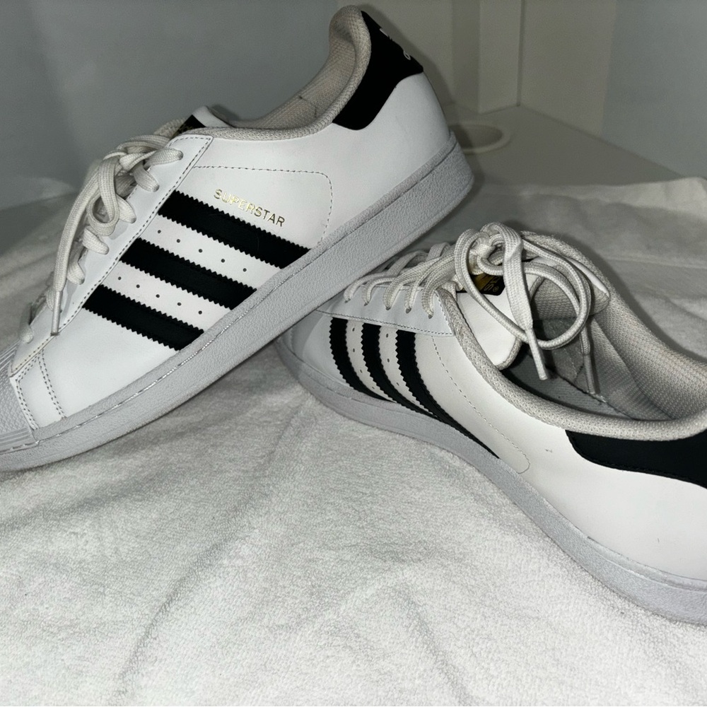 White adidas men shoes not new